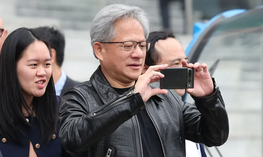 Jensen Huang là ai?